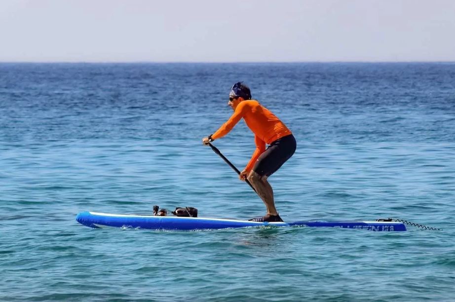 paddle board